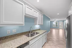 7000 Seawall Blvd, Galveston, TX 77551 - Photo 11