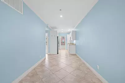 7000 Seawall Boulevard #126, Galveston, TX 77551 - Photo 9