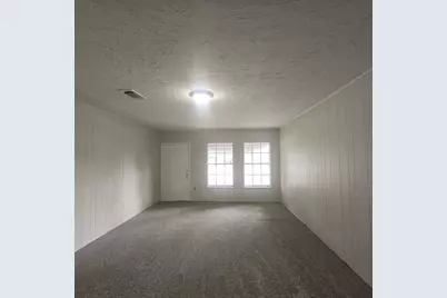 6523 Hanley Lane, Houston, TX 77016 - Photo 3