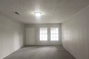 6523 Hanley Ln, Houston, TX 77016 - Photo 3
