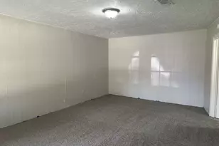 6523 Hanley Ln, Houston, TX 77016 - Photo 5