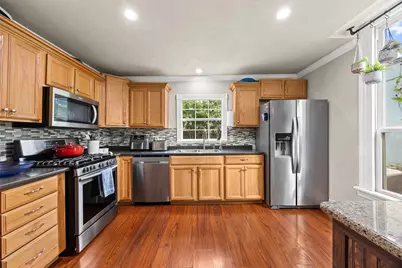 521 N Jenkins Street, Houston, TX 77003 - Photo 11