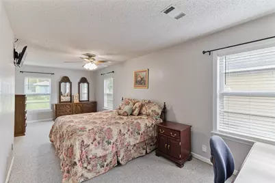 1502 W 11th Street, Freeport, TX 77541 - Photo 11