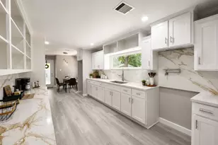 7024 Gonzales St, Houston, TX 77020 - Photo 5