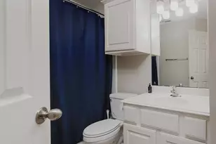 50 N Lansdowne Cir, The Woodlands, TX 77382 - Photo 15