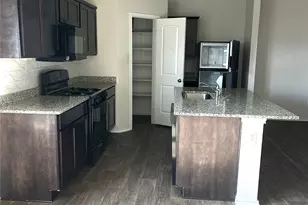 205 Lily Pond Trl, San Marcos, TX 78666 - Photo 7