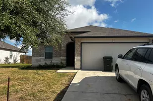 205 Lily Pond Trl, San Marcos, TX 78666 - Photo 1