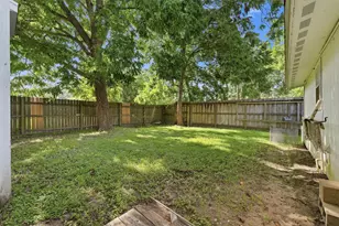 2404 Webster St, Liberty, TX 77575 - Photo 21