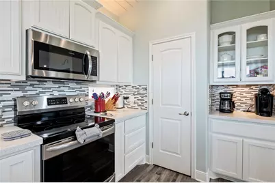 935 Eastview #B, Port Bolivar, TX 77650 - Photo 11