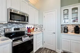 935 Eastview, Port Bolivar, TX 77650 - Photo 11