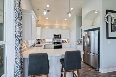 935 Eastview #B, Port Bolivar, TX 77650 - Photo 7