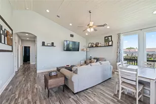 935 Eastview, Port Bolivar, TX 77650 - Photo 9