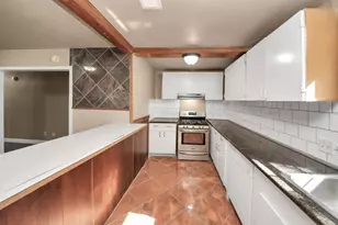 2510 Delaware Ave, League City, TX 77573 - Photo 13