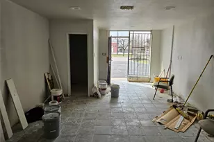 2116 Lockwood Dr, Houston, TX 77020 - Photo 5