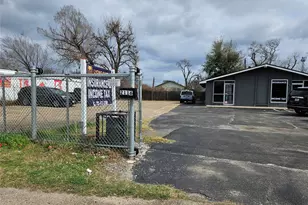 2116 Lockwood Dr, Houston, TX 77020 - Photo 1