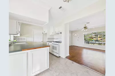 3035 Guese Road, Houston, TX 77018 - Photo 9