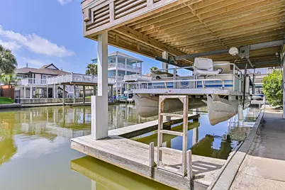 16613 Flamingo Way, Jamaica Beach, TX 77554 - Photo 35