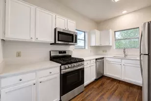 308 N Ranch House Rd, Angleton, TX 77515 - Photo 11