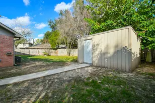 6803 La Violetta Dr, Houston, TX 77083 - Photo 49