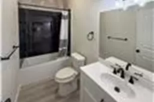 6811 Clara Ln, Rosharon, TX 77583 - Photo 5