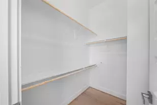 312 Queen Sude Ln, Houston, TX 77091 - Photo 7