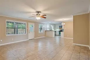 10429 Moorberry Ln, Houston, TX 77043 - Photo 7