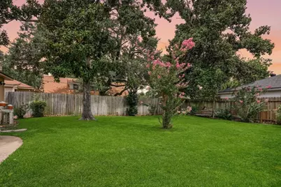 2105 N Palm Court, Pasadena, TX 77502 - Photo 23