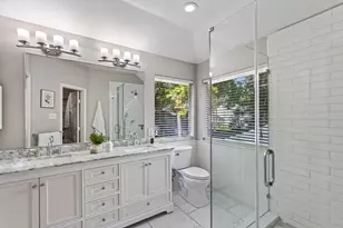 71 N Willow Point Cir, The Woodlands, TX 77382 - Photo 27
