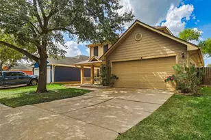 19638 Plantation Tree Ct, Katy, TX 77449 - Photo 3
