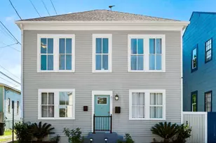 811 10th St, Galveston, TX 77550 - Photo 1