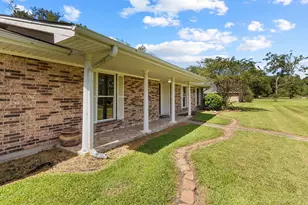 1464 N Lewis Dr, Orange, TX 77632 - Photo 3