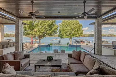 19992 Crescent Court, Montgomery, TX 77356 - Photo 35