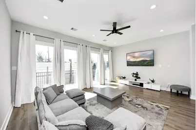 410 E 41st Street, Houston, TX 77022 - Photo 13