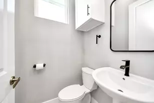 410 E 41st St, Houston, TX 77022 - Photo 27