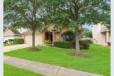 2012 Roaring Springs Drive, Pearland, TX 77584 - Photo 9