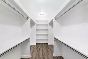 520 E Defee Ave, Baytown, TX 77520 - Photo 23