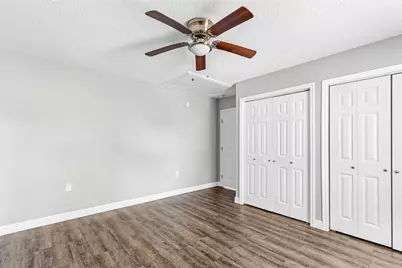 520 E Defee Avenue, Baytown, TX 77520 - Photo 17