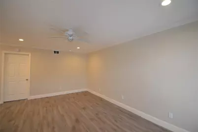 2414 Morse Street Street #1, Houston, TX 77019 - Photo 13