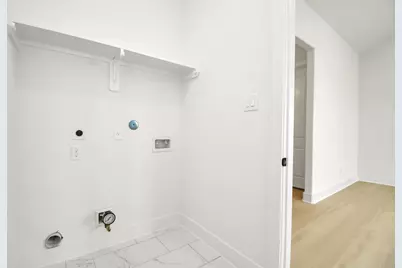 4352 Avron Drive, Stafford, TX 77477 - Photo 5
