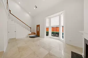 2219 Nantucket Dr, Houston, TX 77057 - Photo 5