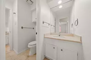 2219 Nantucket Dr, Houston, TX 77057 - Photo 29