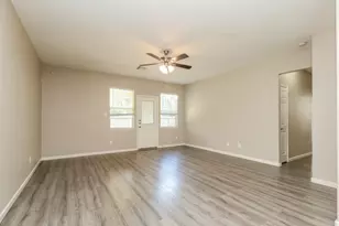443 Oak Chase Dr, Conroe, TX 77304 - Photo 3