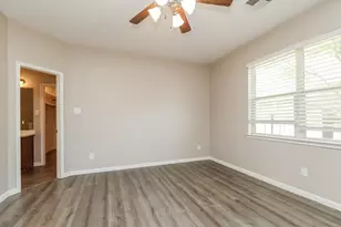 443 Oak Chase Dr, Conroe, TX 77304 - Photo 9