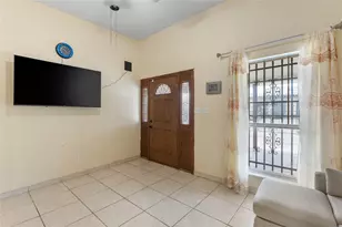 6917 Palestine St, Houston, TX 77020 - Photo 9
