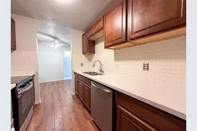 6606 De Moss Drive #1211, Houston, TX 77074 - Photo 9