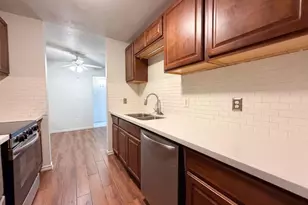 6606 De Moss Dr, Houston, TX 77074 - Photo 9
