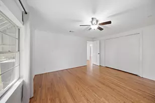 305 N Granville St, Bellville, TX 77418 - Photo 15