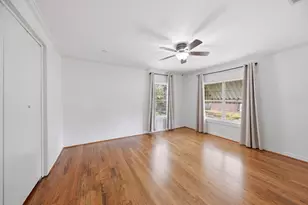 305 N Granville St, Bellville, TX 77418 - Photo 17
