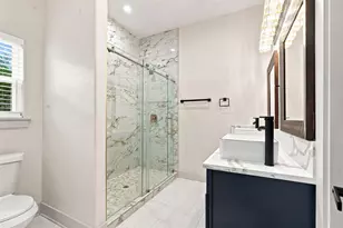 2218 South St, Houston, TX 77009 - Photo 15