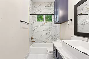 2218 South St, Houston, TX 77009 - Photo 11